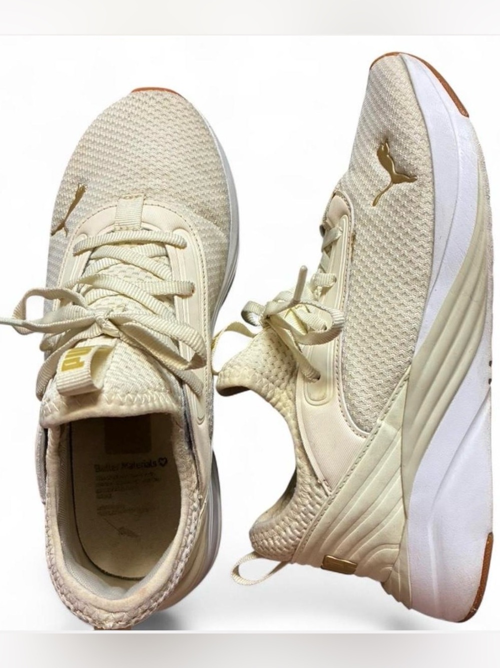 Women’s Puma Cream Sneaker US 6.5
